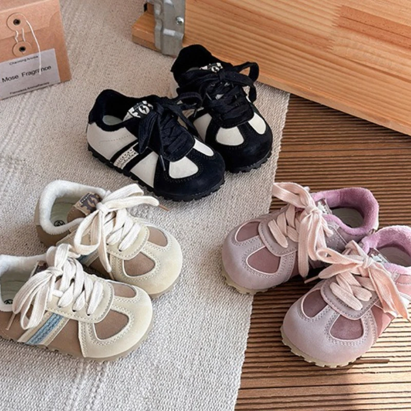 

Детская модная теплая овечья спортивная обувь с низким берцем, зима 2024, универсальные плюшевые удобные нескользящие хлопковые кроссовки в стиле ретро для мальчиков