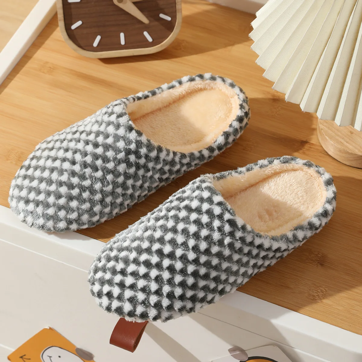 Women Winter Home Fur Slippers Cartoon Cat Non-Slip Soft Warm House Indoor Bedroom Men Couples Boys Girl Memory Foam Floor Shoes