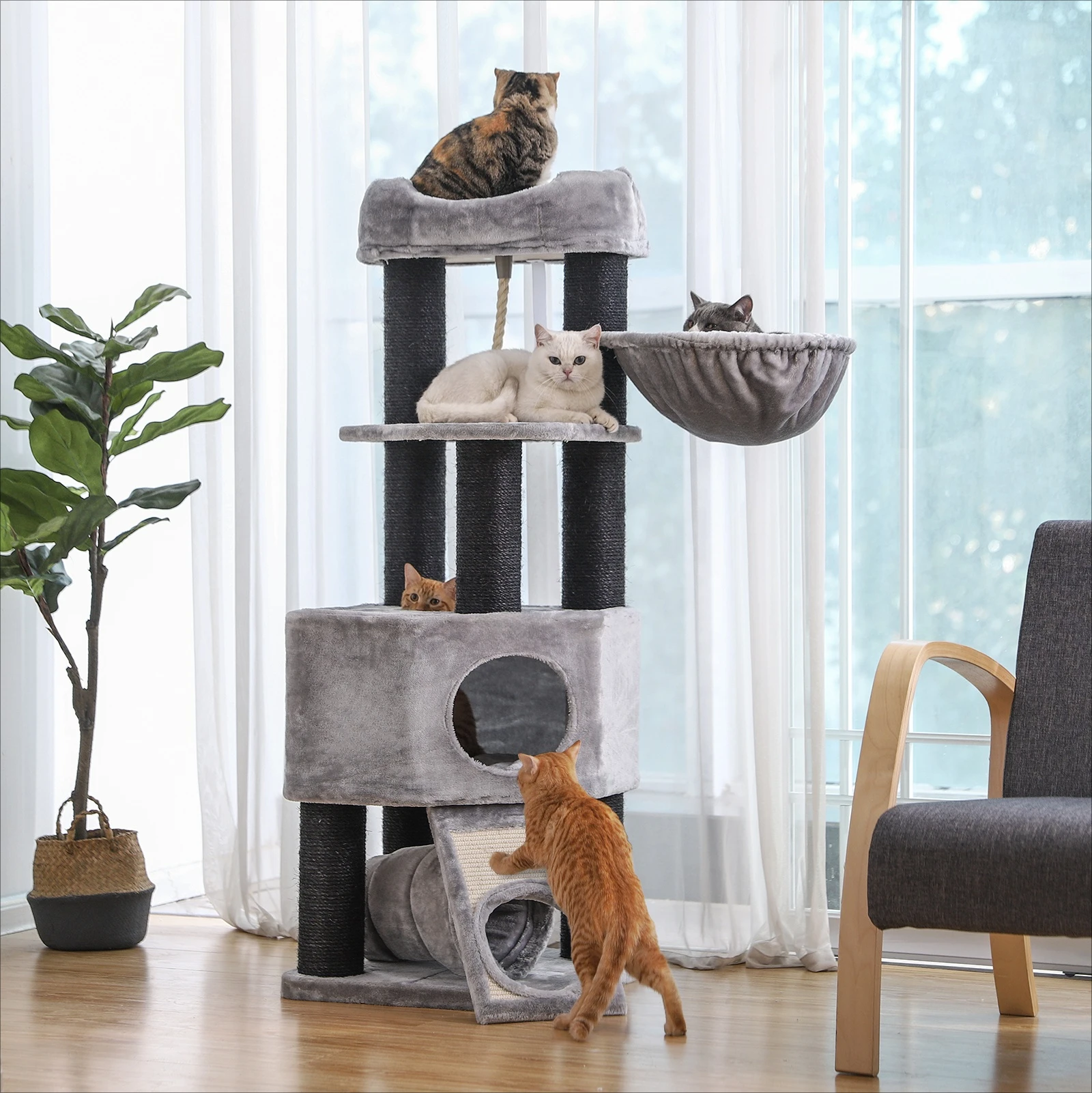 Sturdy Climbing cat Tree  Large Sisal Scratching Posts  with Fluffy Viewing Platform Lounger and Cuddly Cave Cat Tower