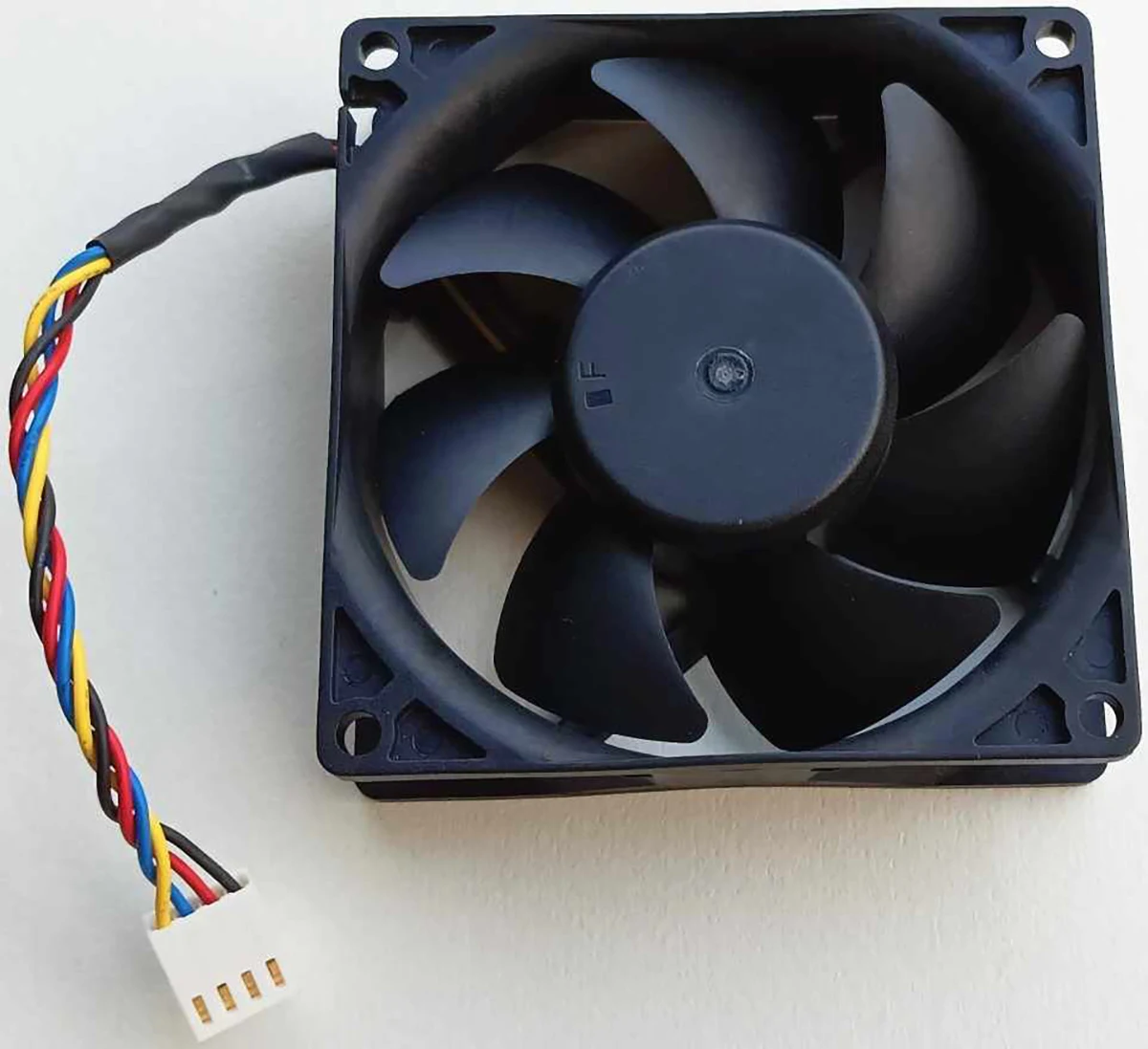 SUNON MF80251V3-1Q03C-S9A 12V 1.01W 8025 4-wire Maglev PWM Speed Control Temperature Control Silent Fan