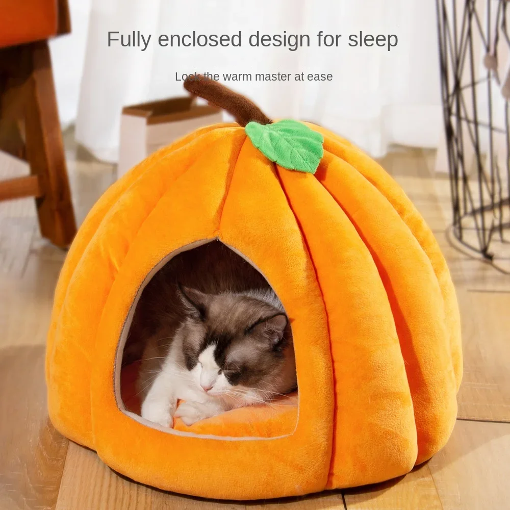 Winter Cat House Christmas Pumpkin Dog Kennel Cat Small Dog Beds Villa Indoor Cat Tent Puppy House Dog Cushion Pet Accessories