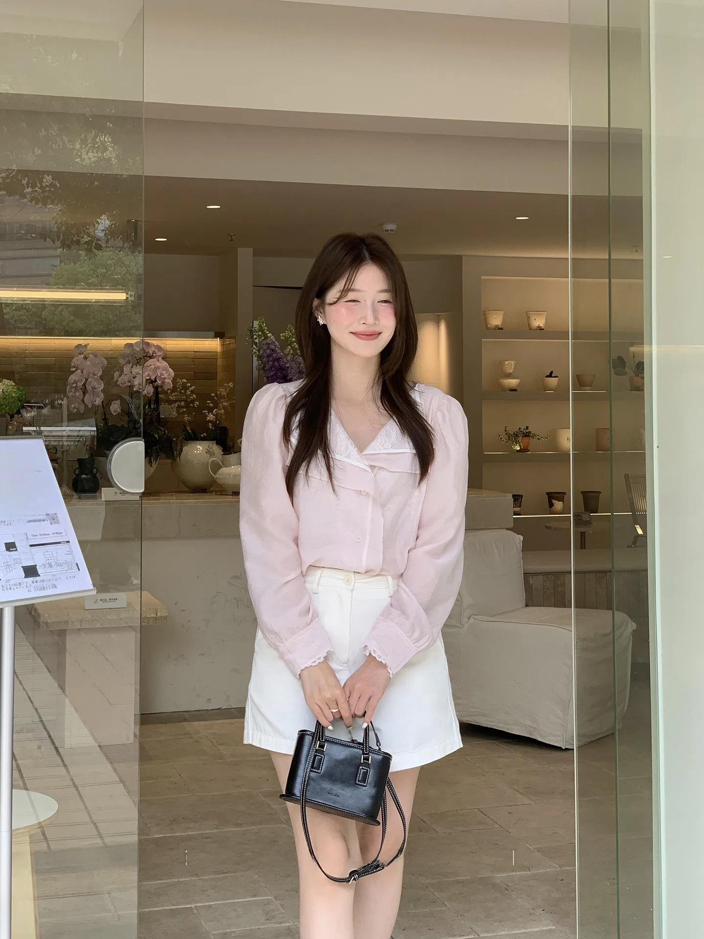 

Korean Style Sweet Miao Shirt Women's Long Sleeve Bubble Sleeve Ruffle Hem V-Neck Loose Fit Breathable Comfortable Fashion