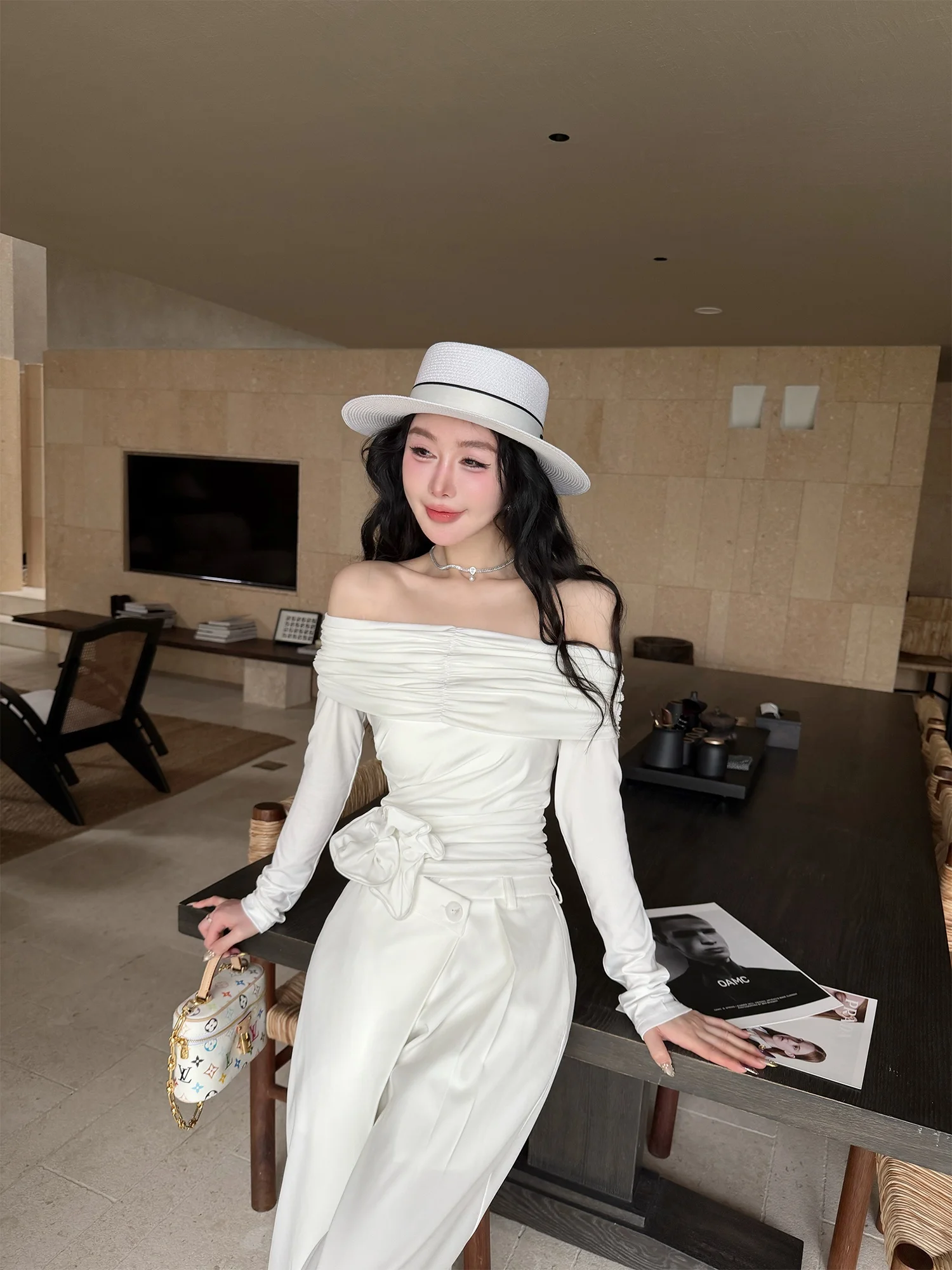 

Женская футболка LADIES FIRST Street Sle с длинным рукавом, бантом на плече, эластичным дизайном, цветочным принтом, плиссированная, весенняя, из смесового хлопка