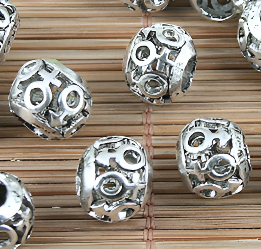 

10pcs 8.5*10.8mm, hole 4.6mm Alloy matel tibetan silver symbols patterns hollow loose beads HWH5117