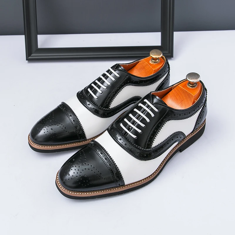 New Men Business Shoes Classic Gentleman Brogue Carved Fashionable Formal Wedding Shoes All-season Casual Derby Shoes Men