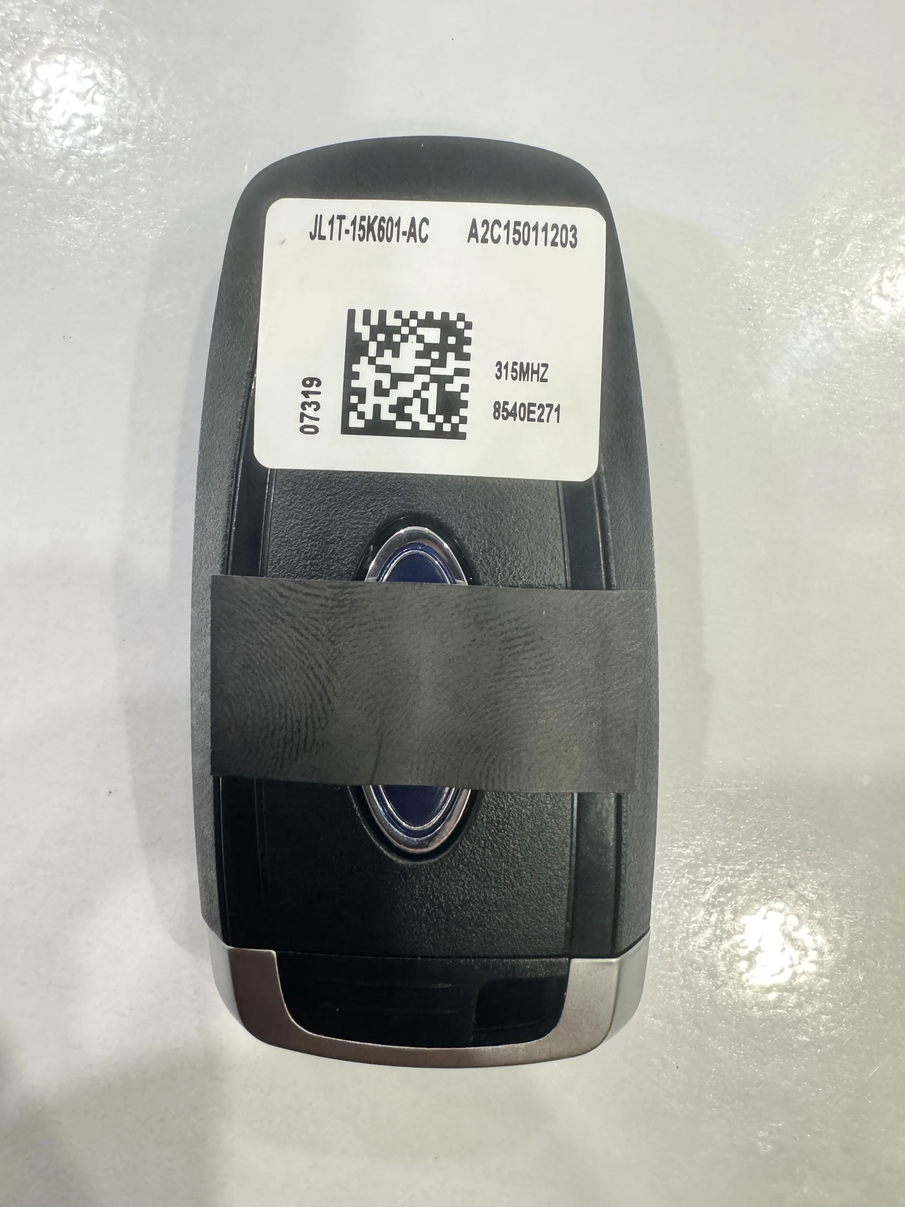 Lenny FCC ID:M3N-A2C931423 315MHz 49chip Car Smart Original Key for Ford Key F-Series Taurus MK5 Explorer Expedition FO38 Blade
