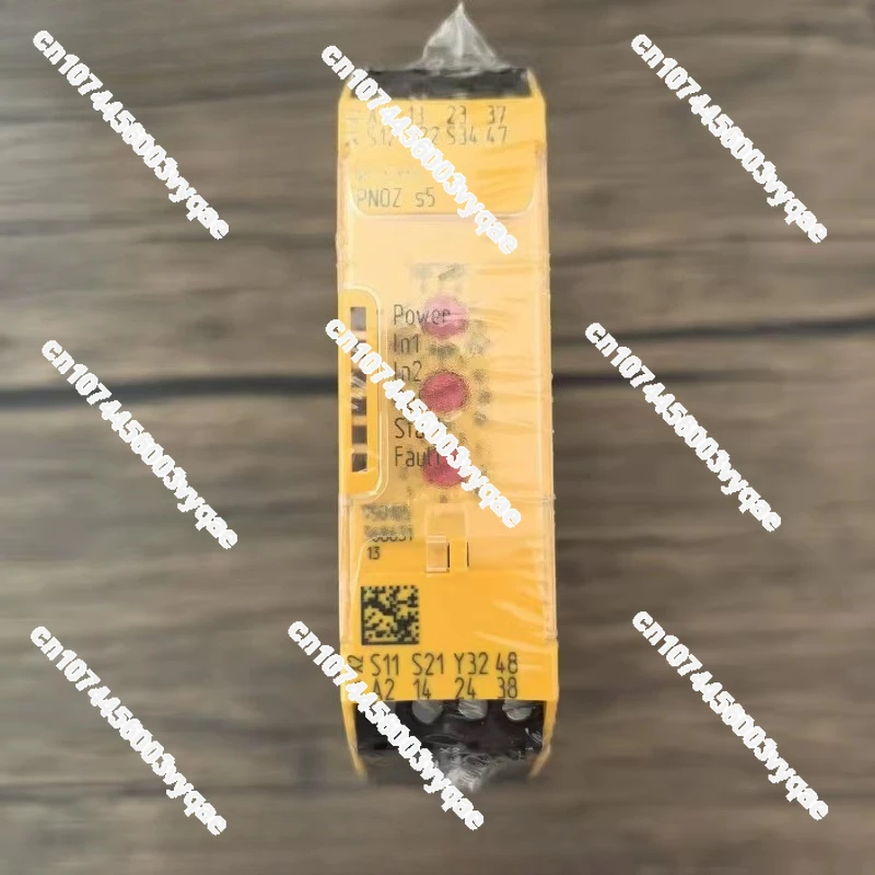 Brand new original genuine S5 24VDC safety relay 750105 in stock