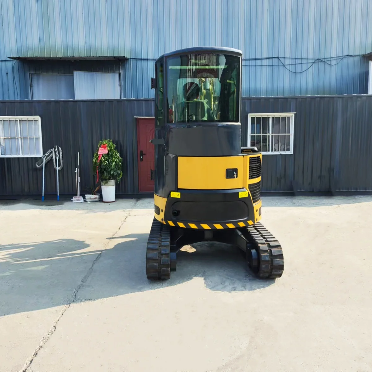 Fast Delivery Of 1 Ton And 1.2 Ton Mini Excavators At Euro 5/Epa Customized Sale Of 2 Ton Mini Excavators Available