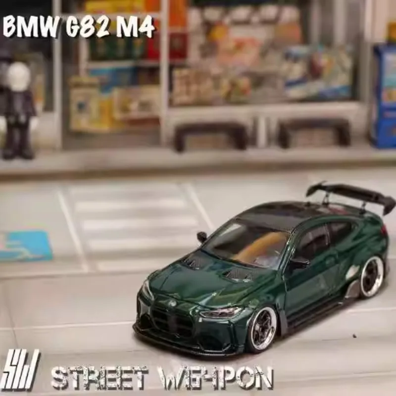 

В наличии 1:64 BMW G82 M4 ADRO BODY KIT модель автомобиля из литого под давлением сплава, игрушка для мальчиков, детский праздничный подарок, украшение для взрослых.