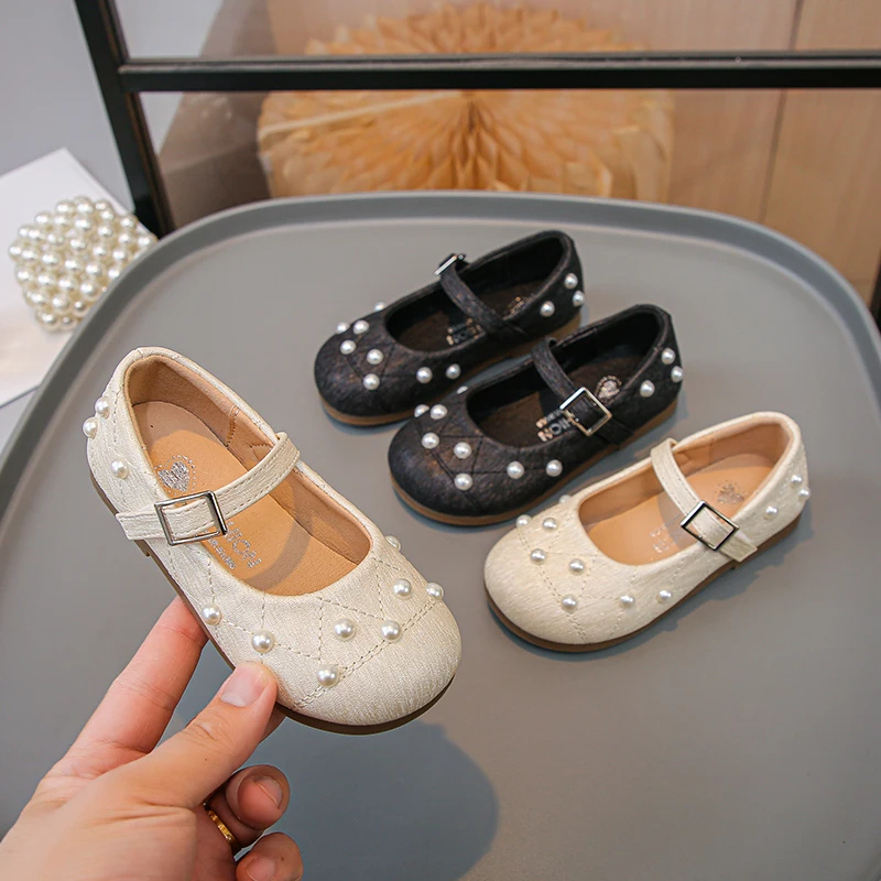 

Kids Princess Shoes Casual Sweet Girls Leather Shoes with Cute Pearls 2026 New Fashion Children Flat Shoes Soft Bottom Non-slip