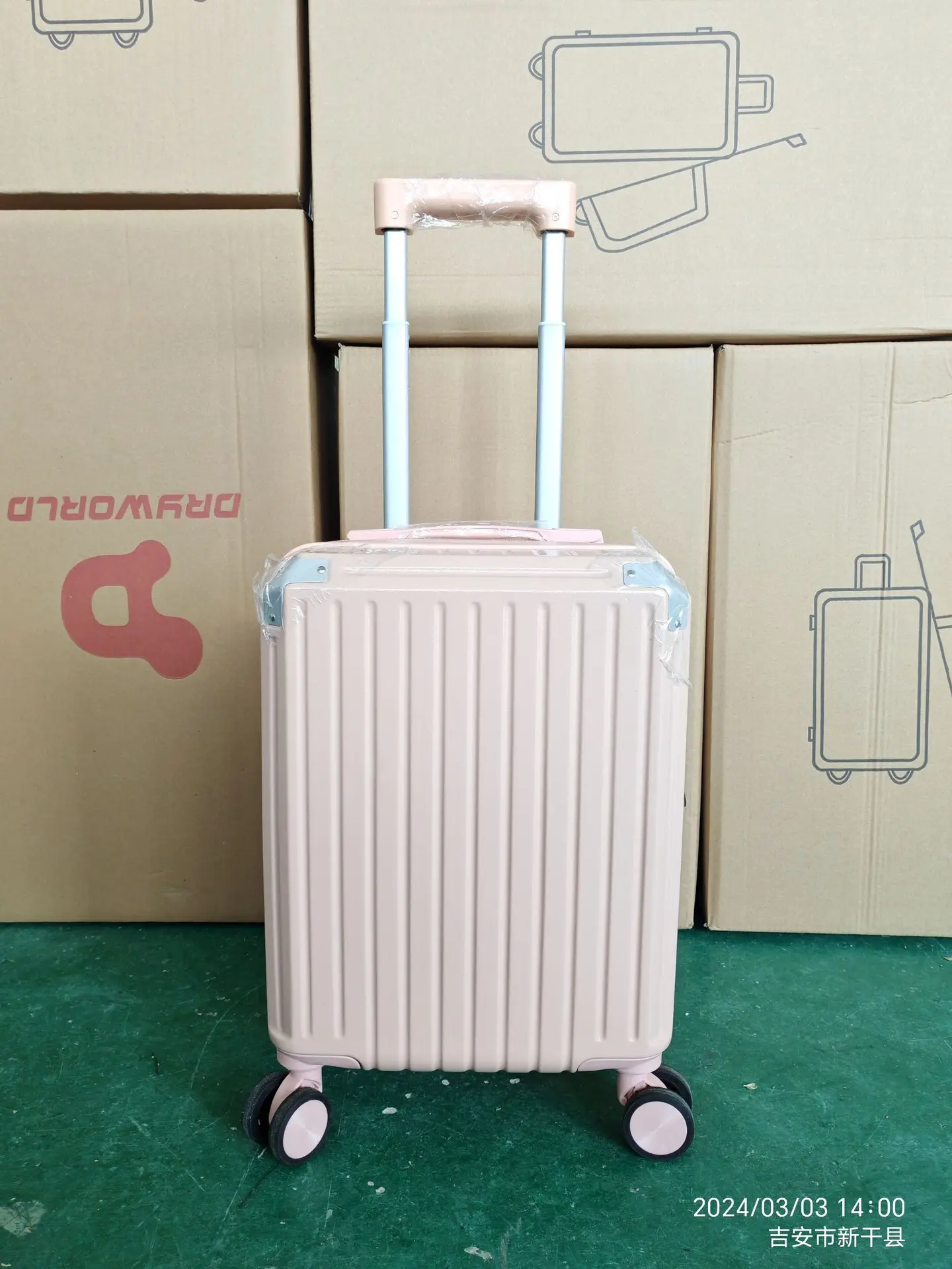 18 inch small suitcase for women, simple and fresh, convenient to load case, children's mini password travel suitcase