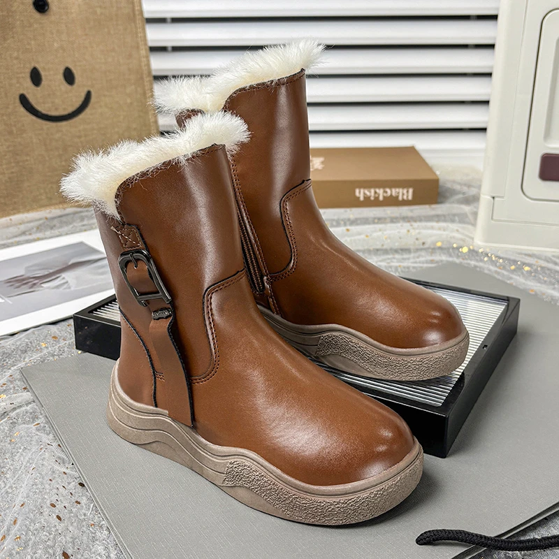 أطفال فو الفراء الأحذية للفتيات 2025 جديد الشتاء الاطفال أفخم بطانة حذاء من الجلد عدم الانزلاق تنفس أحذية المدرسة للفتيات الأحذية