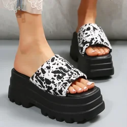 New Peep Toe Slope Heel Casual Slippers Women Slip on Sandals platform Outdoor Heightening Shoes босоножки женские