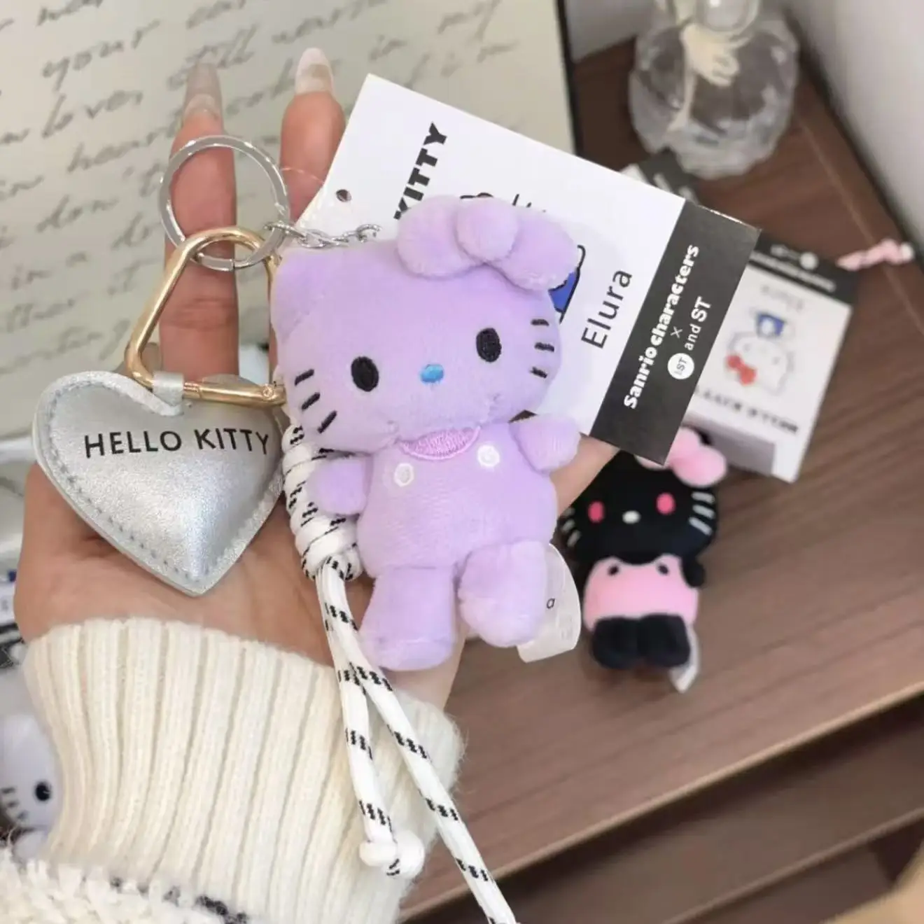 Bonito pérola corrente olá kitty chaveiros de pelúcia boneca senhora feminino gatinho gato adorável coração recheado preto brinquedo de pelúcia meninas presentes