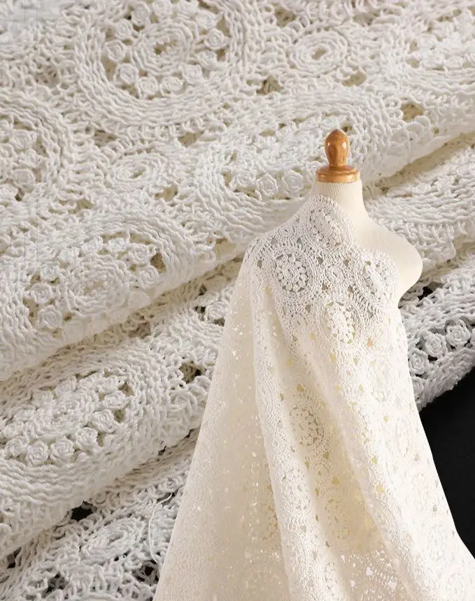 

Новая хлопковая ткань с геометрической вышивкой, аксессуары для одежды, материалы для шитья своими руками, вышитая ткань для платьев, ткань для домашнего декора