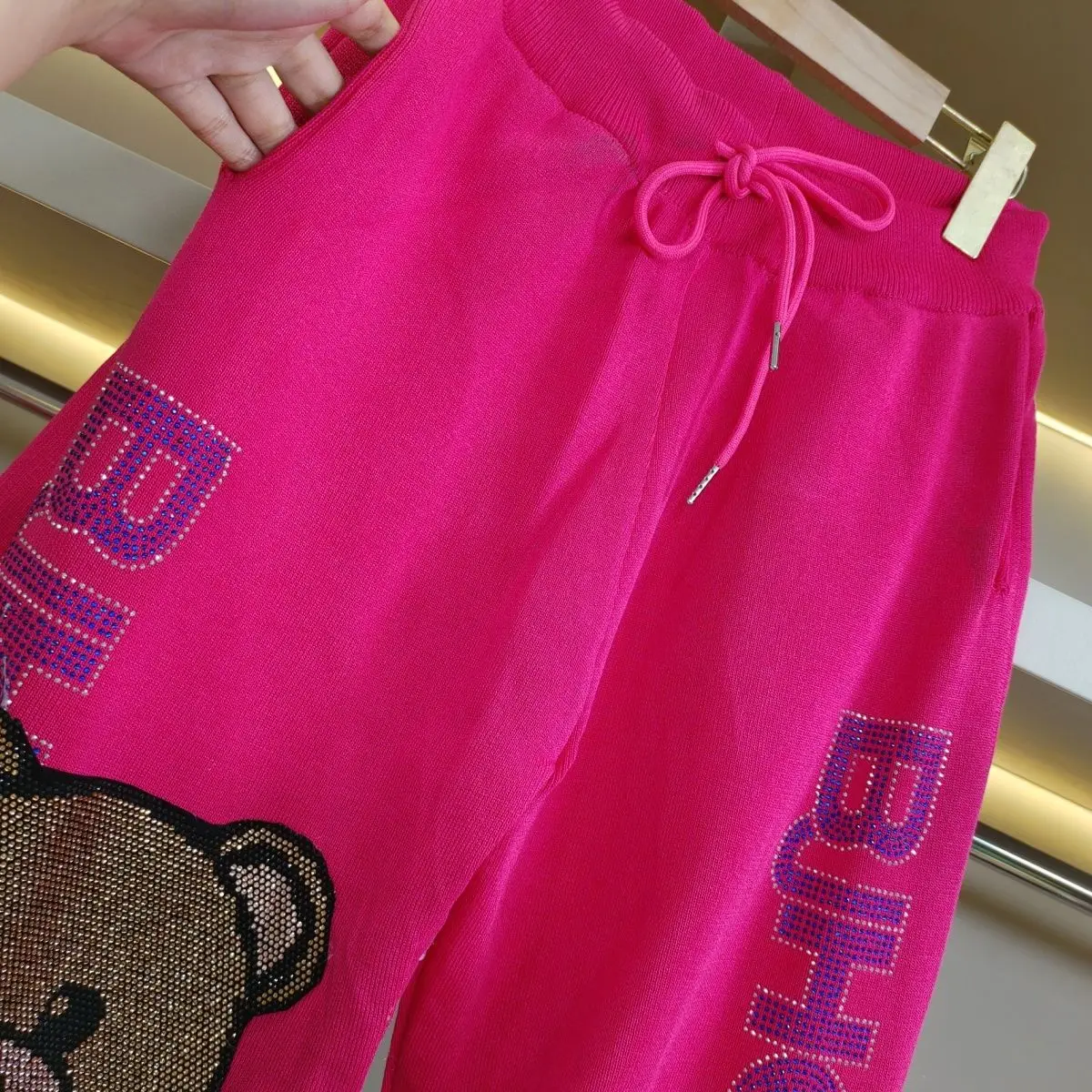 Trendy Rose Pink Hot Drilling Letters Bear Female Sweatpants 2023 New Spring Streetwear Age Reduction Elastic Waist Harem Pants