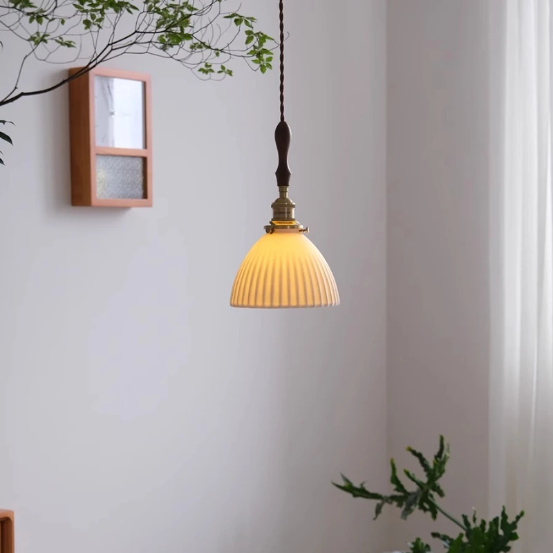 القرون الوسطى السيراميك غرفة نوم السرير قلادة صغيرة أضواء الأمريكية الرجعية دراسة مطعم منصة مشروبات مصمم خمر مصابيح معلقة