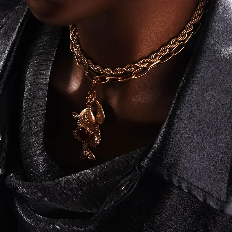 

Women's Dual-Layer Fish Pendant Necklace Stainless Steel Summer Beach Accessory 2025 Fashion Jewelry Trendy Summer Piece