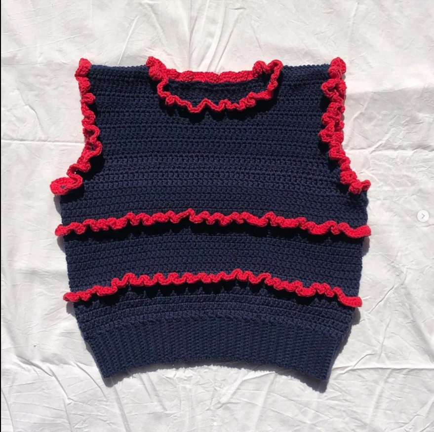 Sleeveless Wave Vest for Women Soft and Fashionable Knitted Vest High End Pullover Tank Top Short Skirt Set Summer Fashion
