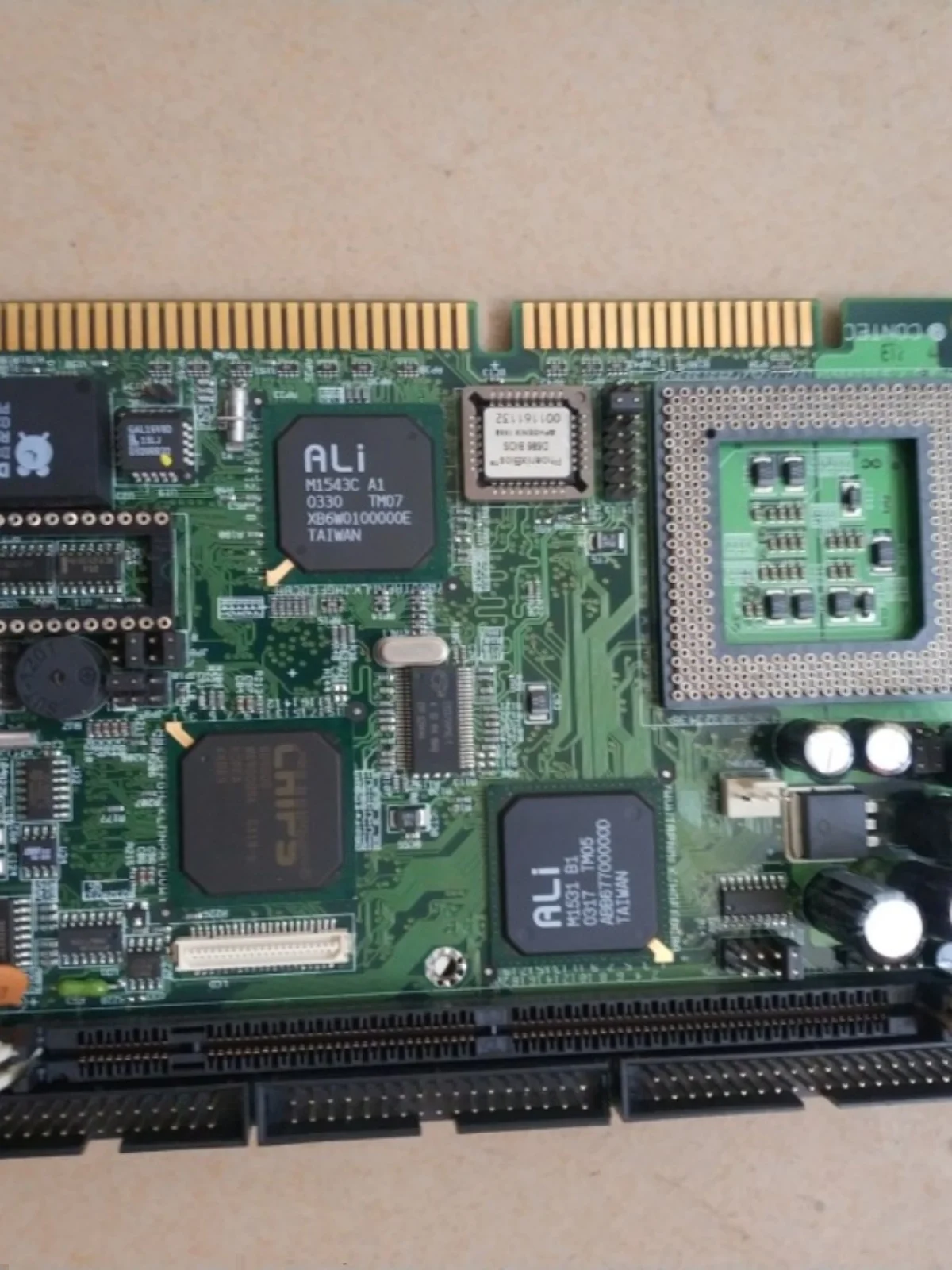 

PC-586HU(PC)-Rev:1.1 Материнская плата промышленного управления