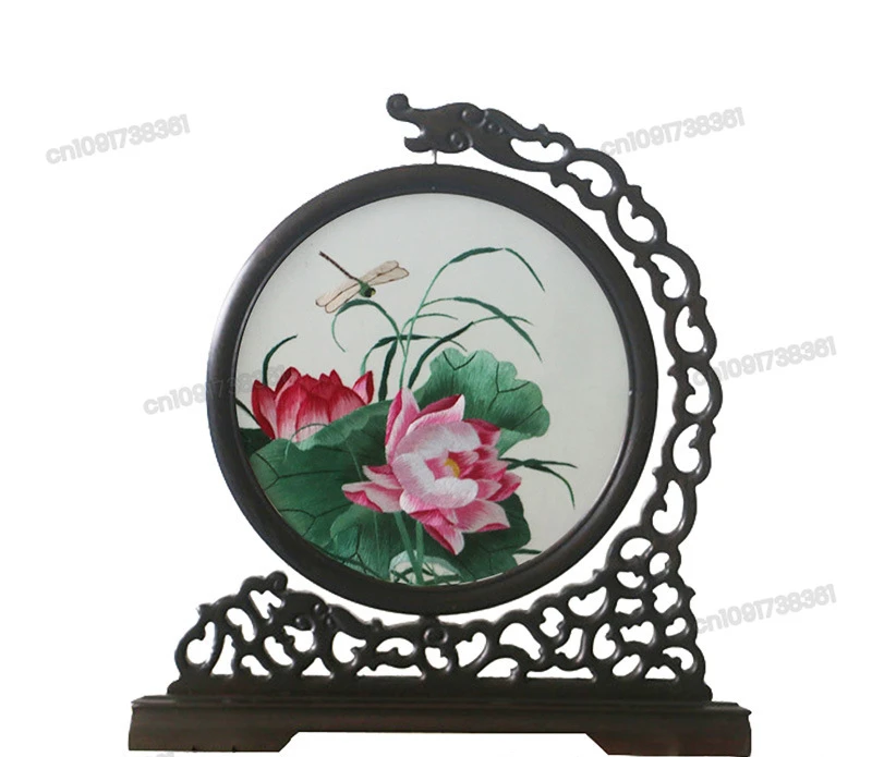 Suzhou Embroidery Double-sided Embroidery Ornament, Living Room Study Ornament, Hand-embroidered Chicken Wing Wood Faucet Rack