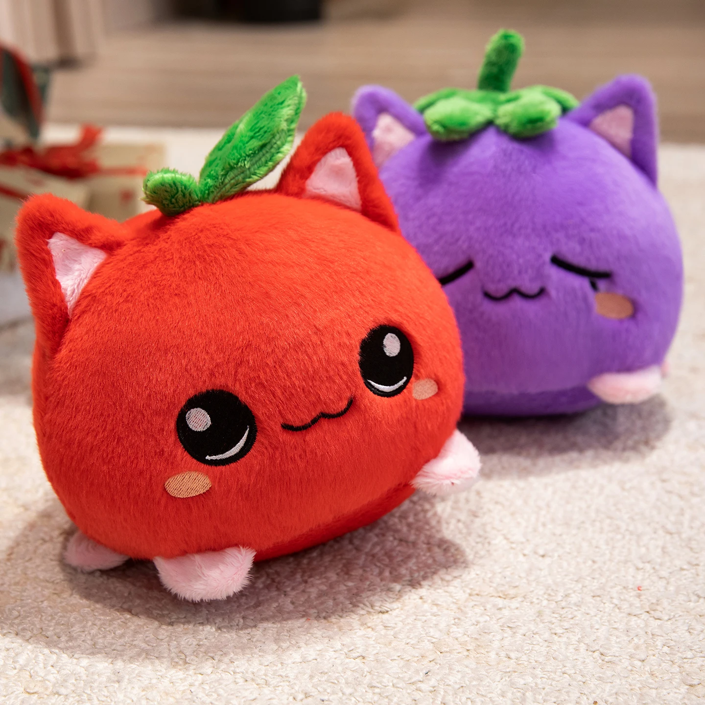 面白くて可愛いフルーツ子猫ぬいぐるみ、イチゴとリンゴの柔らかい猫枕ベッド、家の装飾人形、睡眠用、誕生日、クリスマスプレゼント