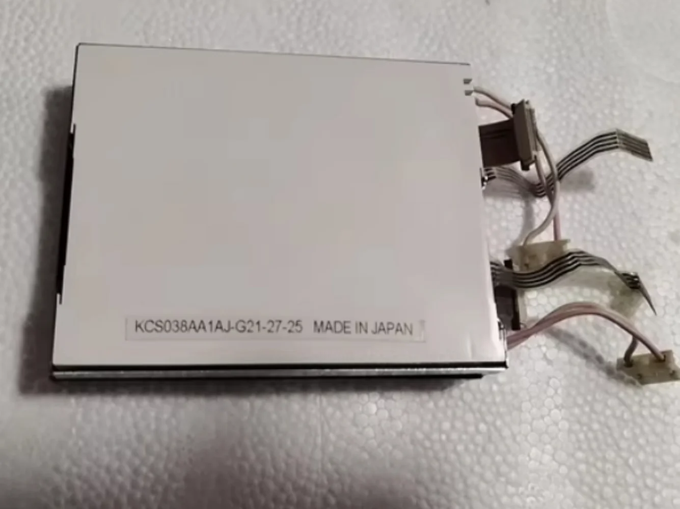 

KCS038AA1AJ-G21 Панель ЖК-дисплея