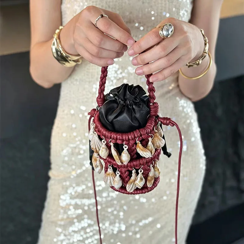 Handmade Knitting Shoulder Bag Bohemian Conch Beach Bags Mini Hollow Crossbody Bags for Women Handbags Shell Woven Women's Bag