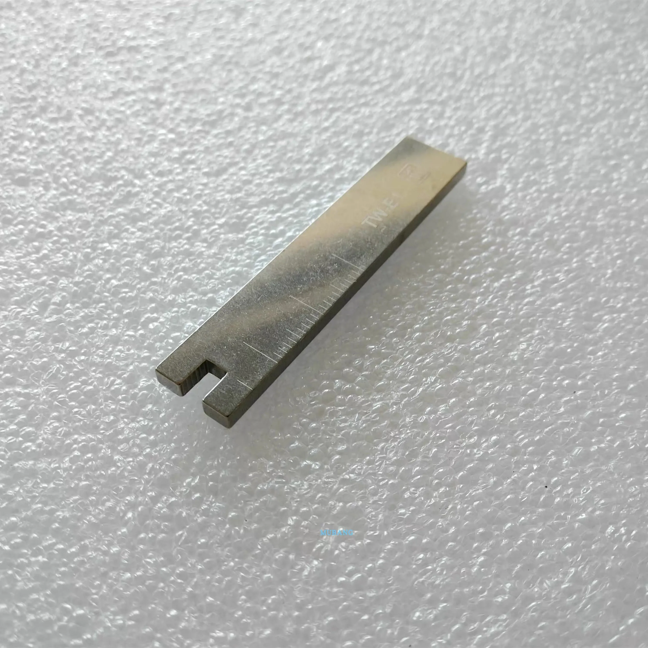 Ultrasonic tooth cleaning machine, working tip wrench blade head key socket wrench,extractor for TW-E1