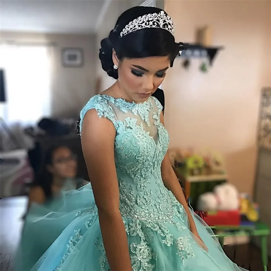 Schiere Hals Ballkleid Quince anera Kleider für 15 Party formelle Applikation Tüll Prinzessin Geburtstags kleider plus Größe