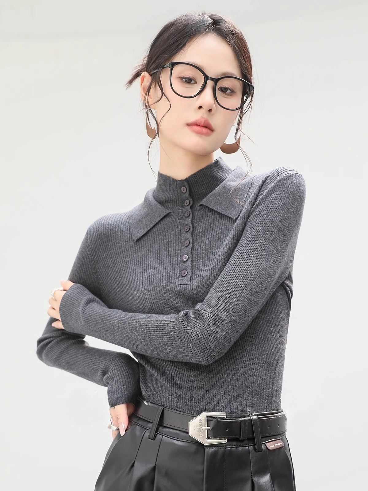 

Новые женские свитера на осень и зиму, серый приталенный вязаный свитер с полувысоким воротником, пуловер