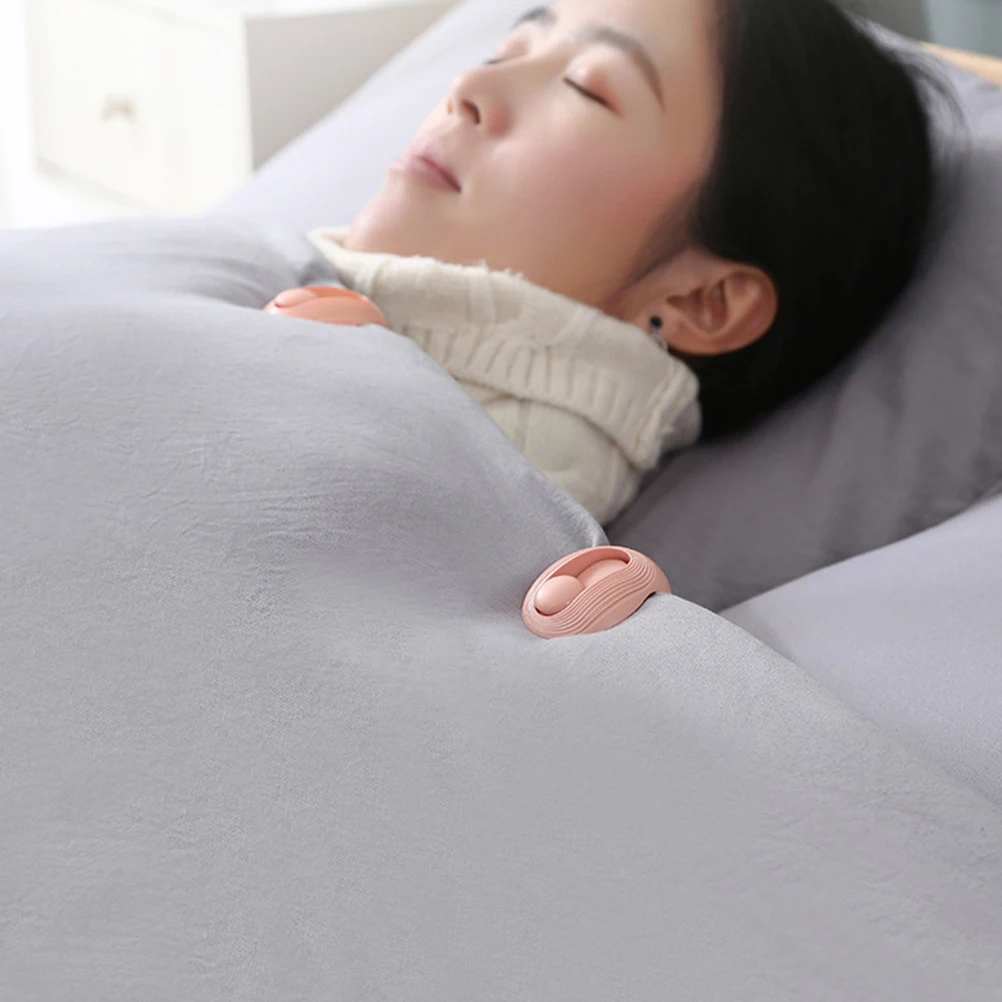 

12Pcs Quilt Cover Clips Anti-Slip Bed Sheet Fasteners Practical Quilt Fixing Tools Winter Essentials Bed Sheet Clips