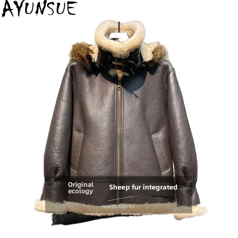 AYUNSUE Natural Sheep Shearling Fur Coat Thicken Sheepskin Fur Jacket Chic Detachable Hood Winter Outerwear Slim-fit المنك رجالي