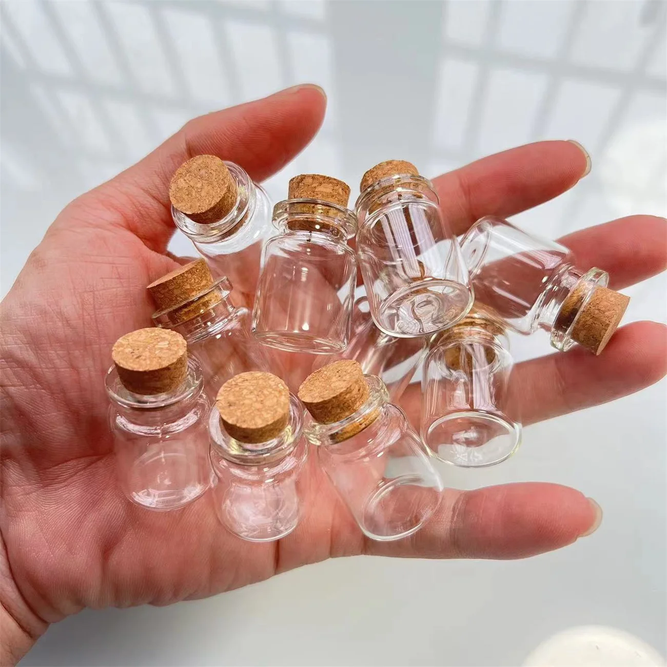 Wholesale 50/105 pcs/lot Decorative Small Glass Bottles  5ml Glass tube Cork Stopper Crafts Jars Mini  Bottles Wishing Gift