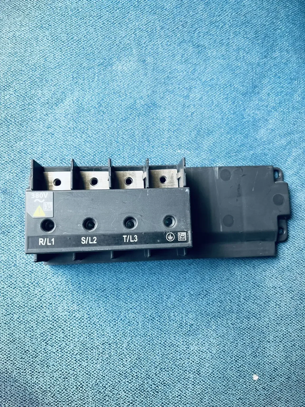 Schneider ATV610 ATV630 ATV930 30kw 37kw 45KW Input Wiring Terminal Power HRB50126