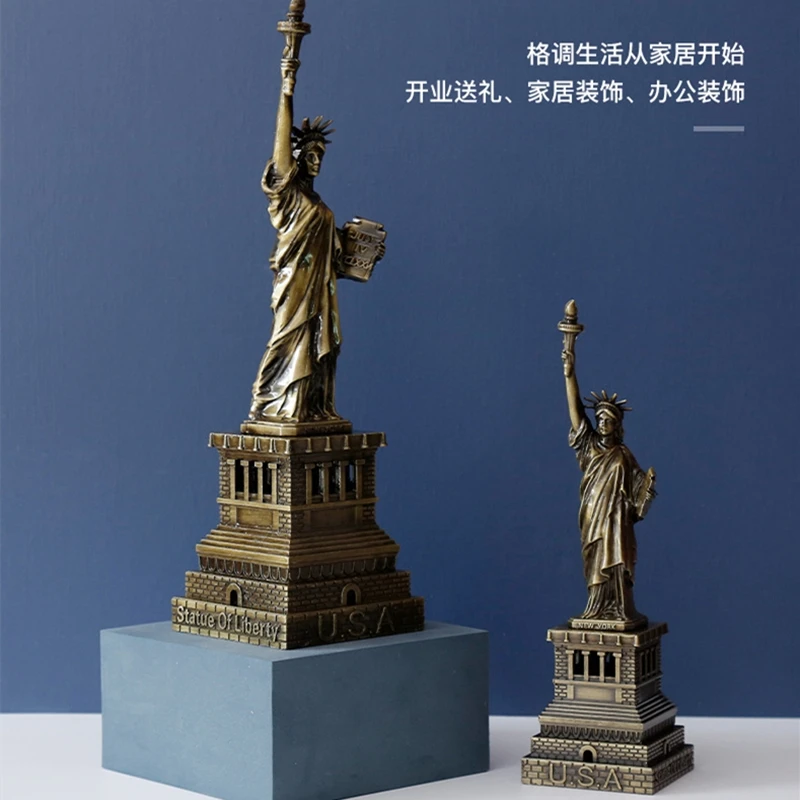 

Statue of Liberty desktop ornaments Ferris wheel wine cabinet decoration TV cabinet porch window display model room study