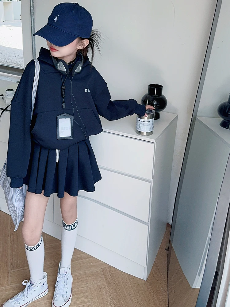 

Комплект с капюшоном для девочек, юбка, костюм из двух предметов, корейский шелковый длинный све с высокой талией, осенний модный студенческий наряд, повседневная одежда