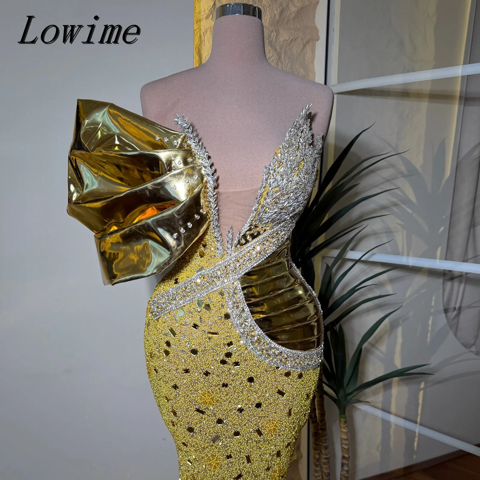 

Yellow V-neck Beaded Acrylic Embellished Long Evening Gown with Crystal Accents Customizable for Wedding Party Prom Dress