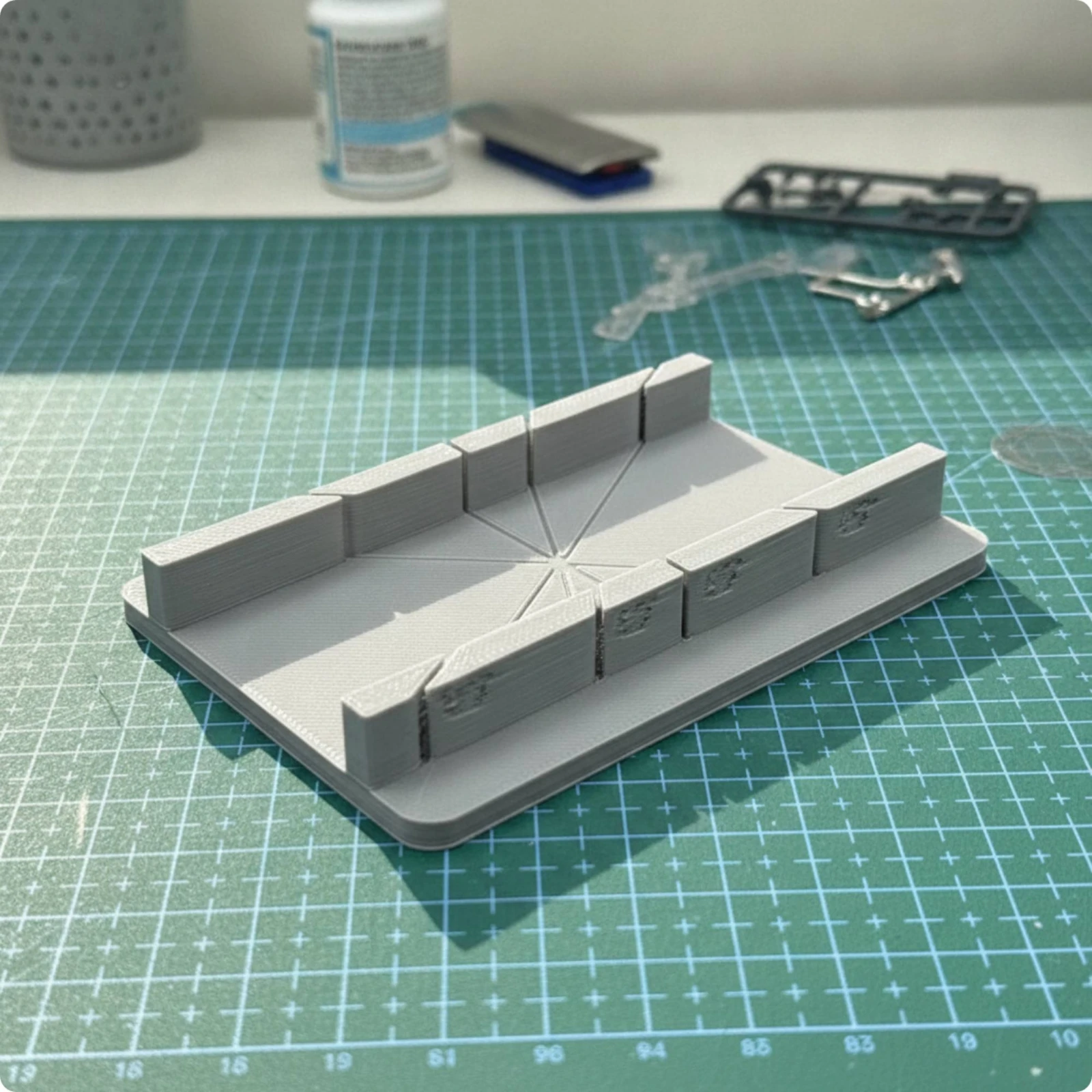 Model Cutting Guide Accurate Cutting Guide with Angle Markings Miter Jig Repeatable Angle Jig Consistent for Hobbyists