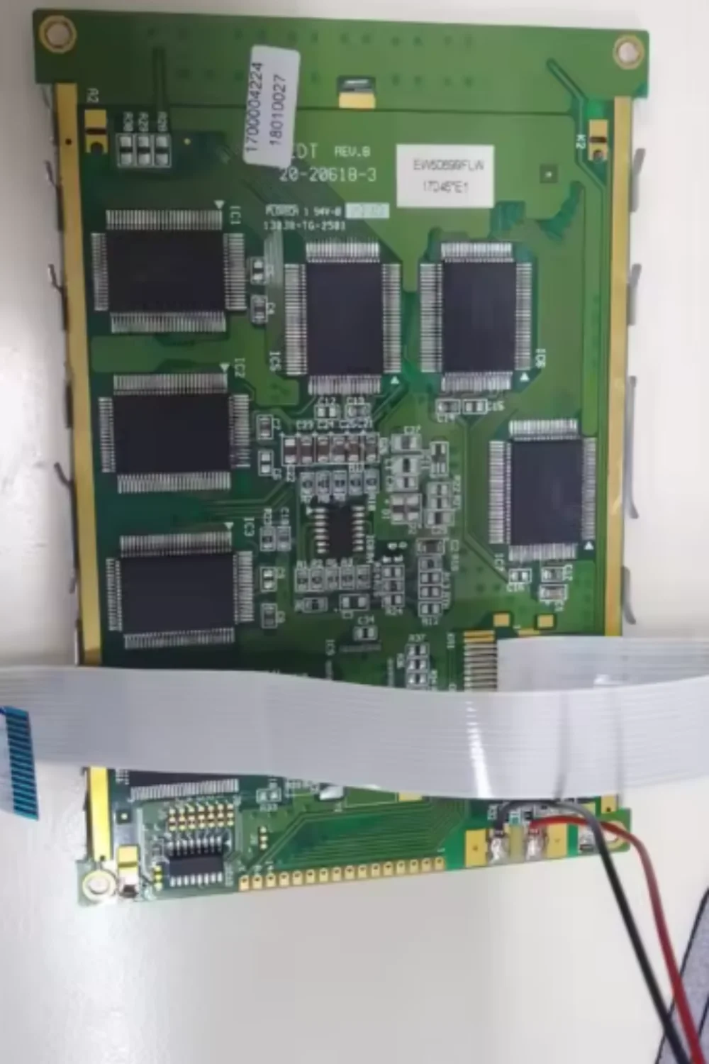 

ЖК-дисплей EW50699FLW