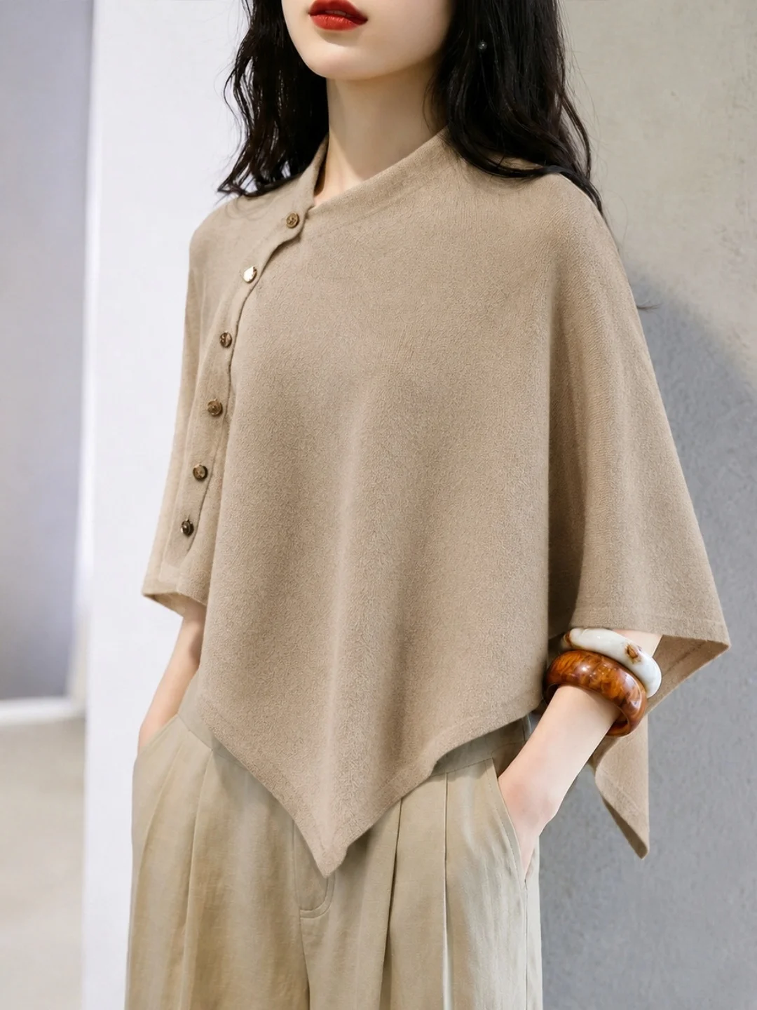 Retro Knitted Shoulder Wrap Women's Fashion Spring Autumn Seasonal New Style Loose Lazy Versatile Small Shirt Button Cloak