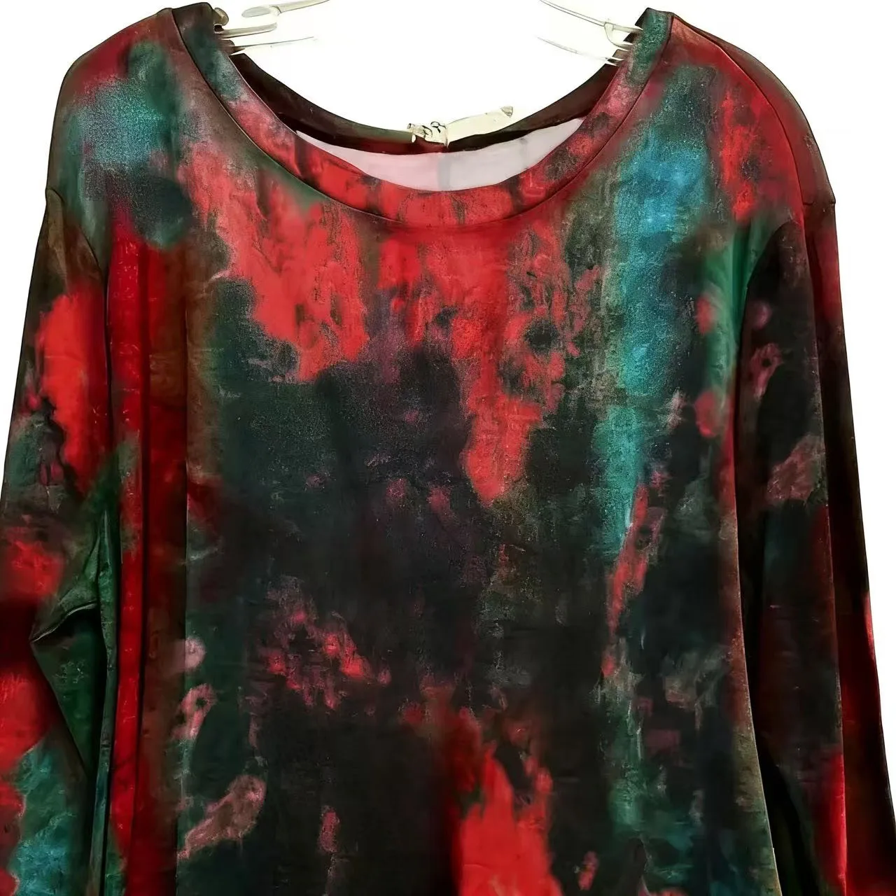 Women's Long-Sleeved Round Neck T-Shirt