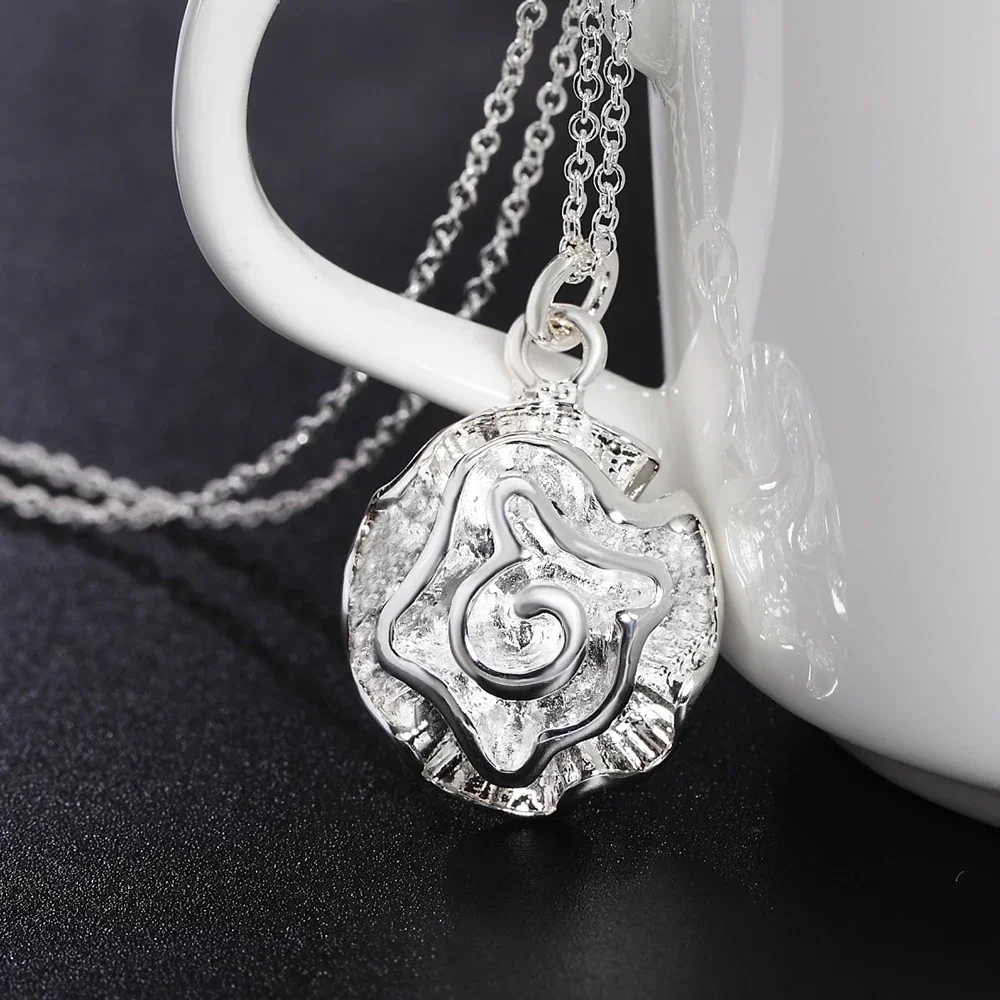 Promotions Beautiful fashion Elegant silver Plated heart charm Rose flower charms pretty Lady Necklace jewelry LN016