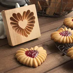 Sandwich Jam 3D Wooden Cookie Mold Biscuit Stamp Embossing Tool Hand Press Christmas New Year Cookies Cutter Valentine's Day