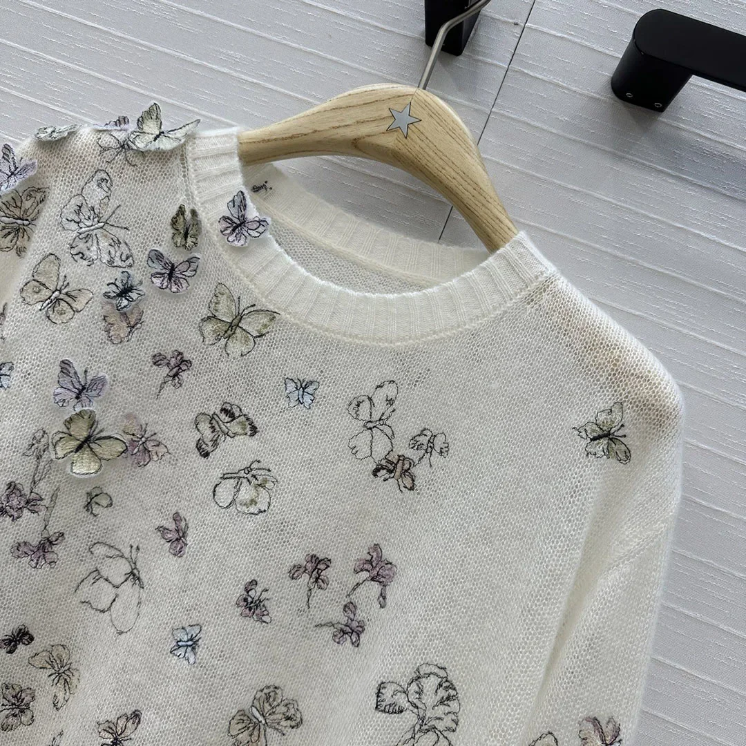 

2025 autumn and winter new women's clothing wool knitted embroidered butterfly decoration long sleeved elegant sweater sweater