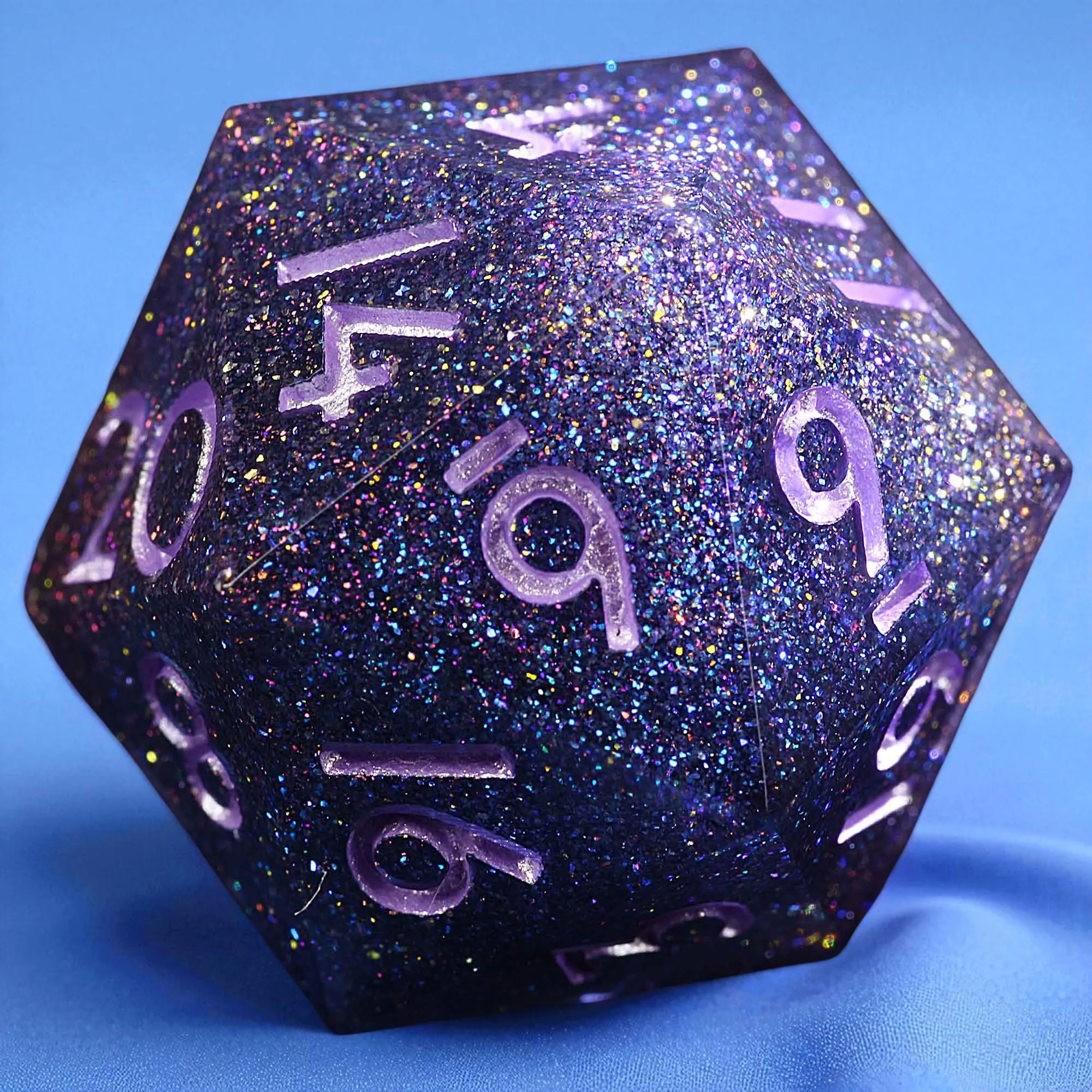 

Наборы кубиков из многогранной смолы D&D Nebula Chroma Void