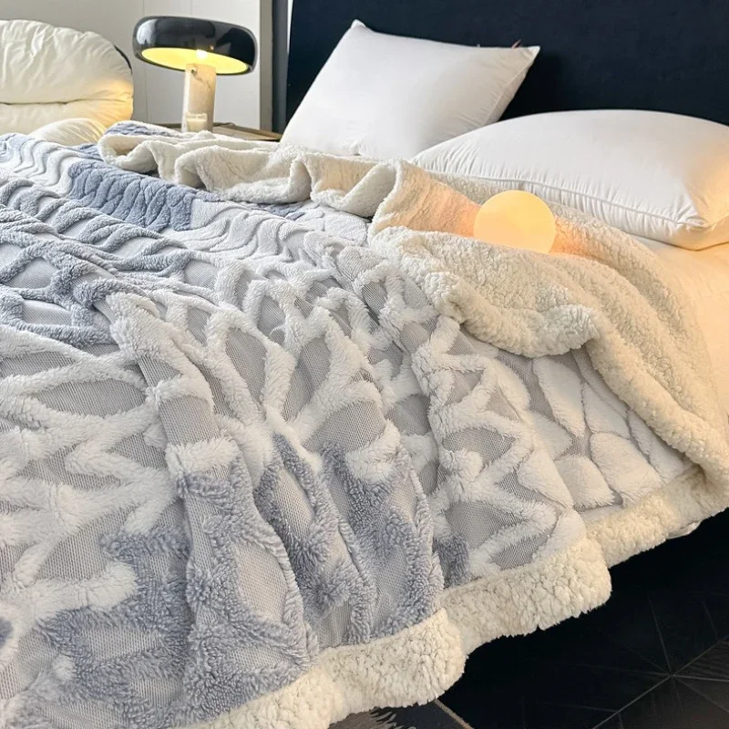 Winter Thick Lamb Wool Blanket Double Layered Warm Sofa Nap Blanket Single Double Coral Fleece Multi-purpose Leisure Blankets