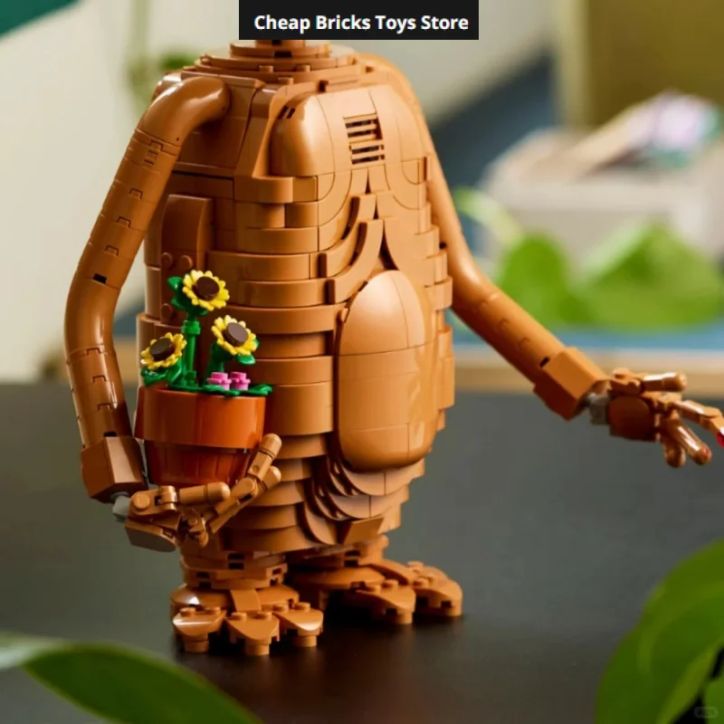 1226pcs Bricks Building Blocks Christmas Gifts for Adult Vintage Creative Alien Posable Extraterrestrial Display Figurine Model