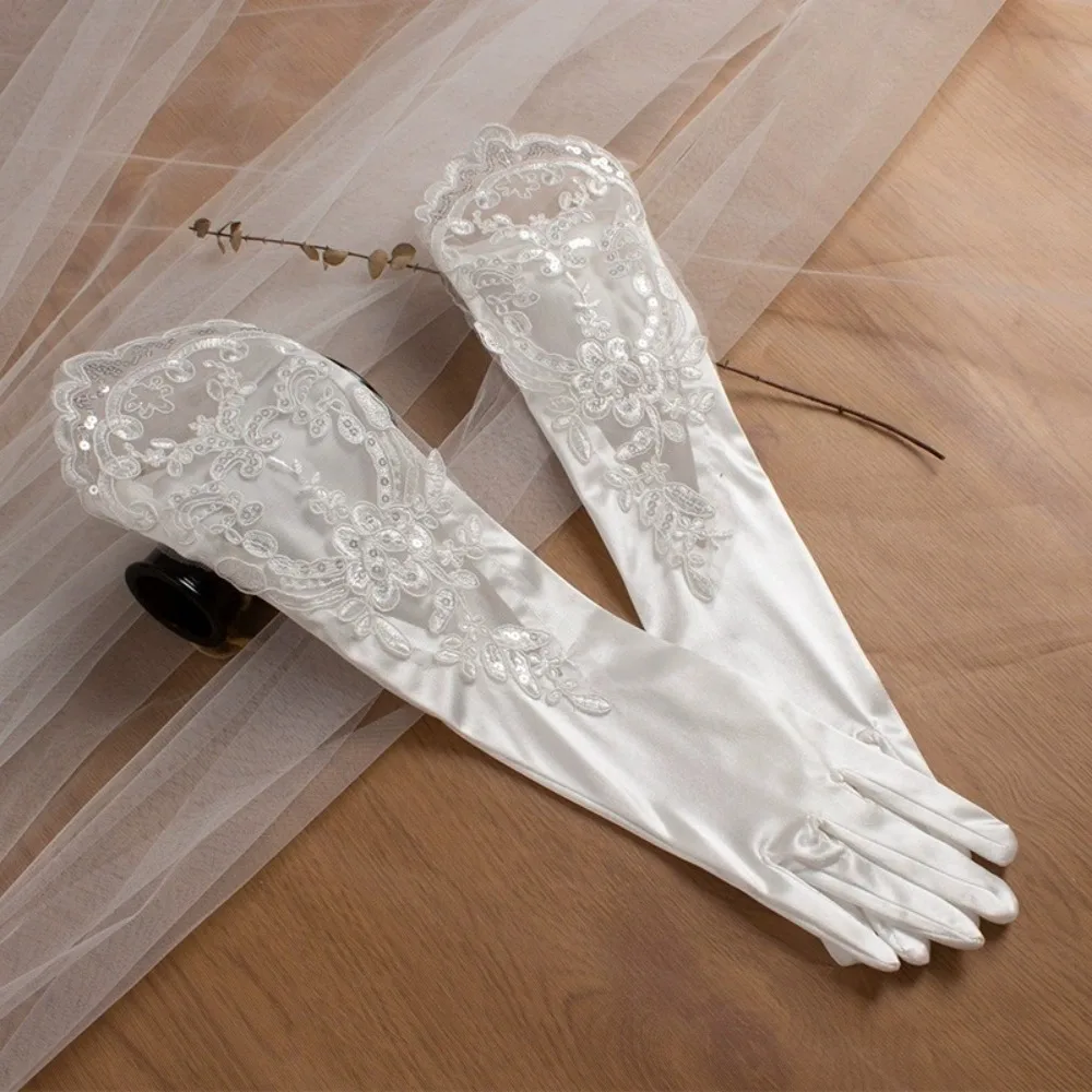 Bridal Accessory Lace Satin Bride Gloves Eblow Length White Lace Wedding Gloves Wedding Party Long Finger Gloves