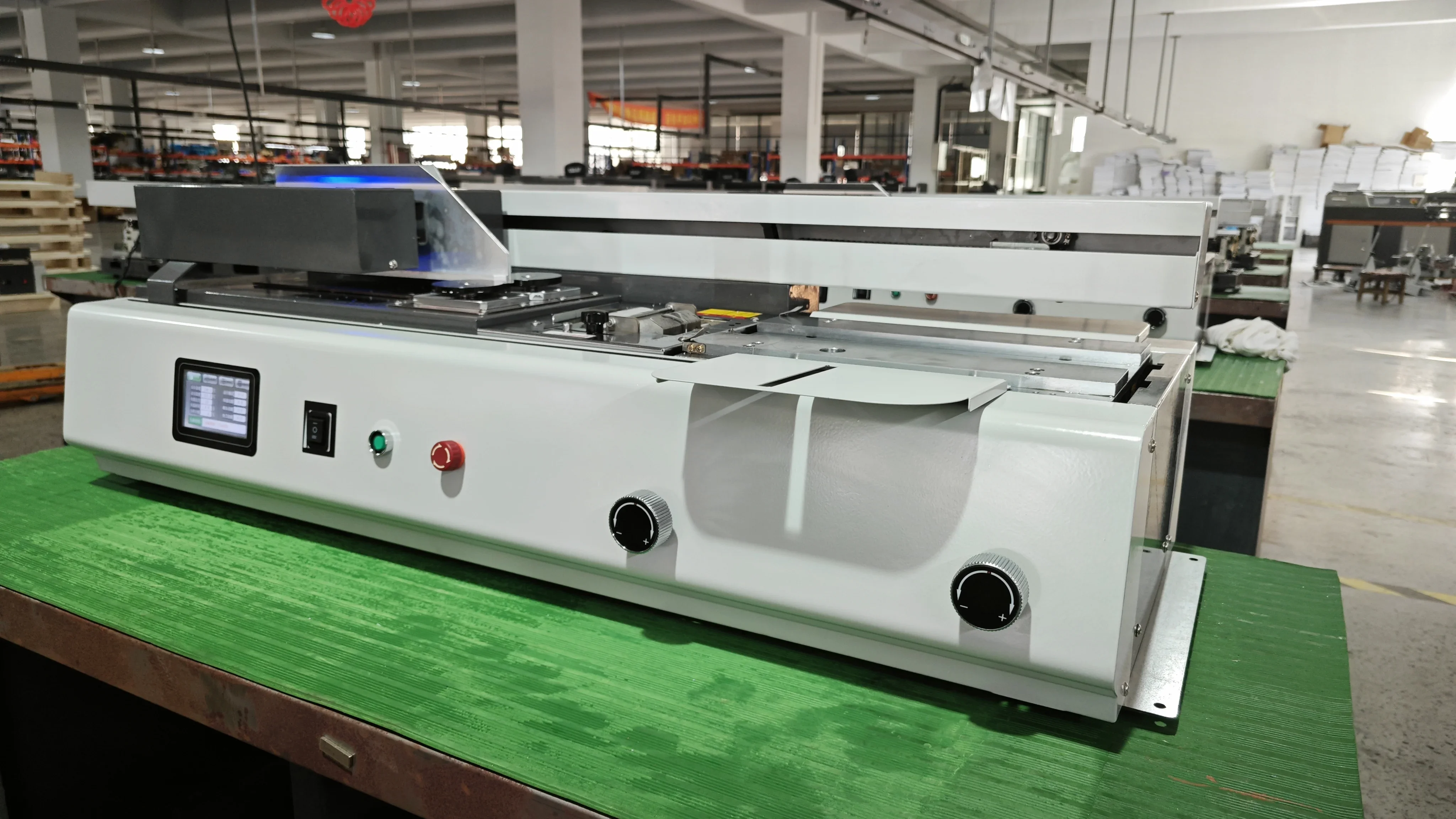 Recommended Binding Machine A4 Automatic Working Space-saving and Easy to Use in Office Desktop Book Binder B40F Tool